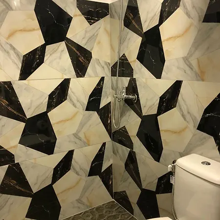 Πανσιόν Geni *