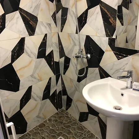 Geni * Αργυρόκαστρο