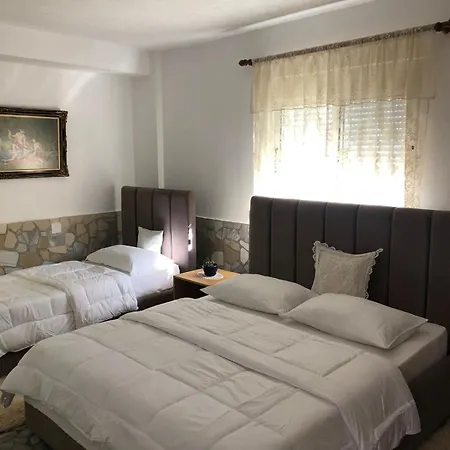 Geni Guest house