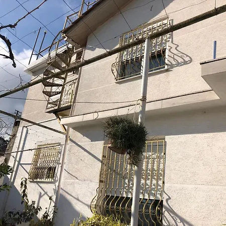 Geni Vendégház Gjirokastra